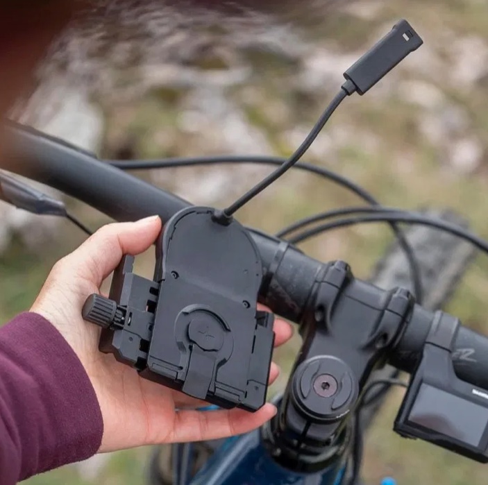 SP CONNECT E-Cap Universal Charging Phone Clamp SPC+