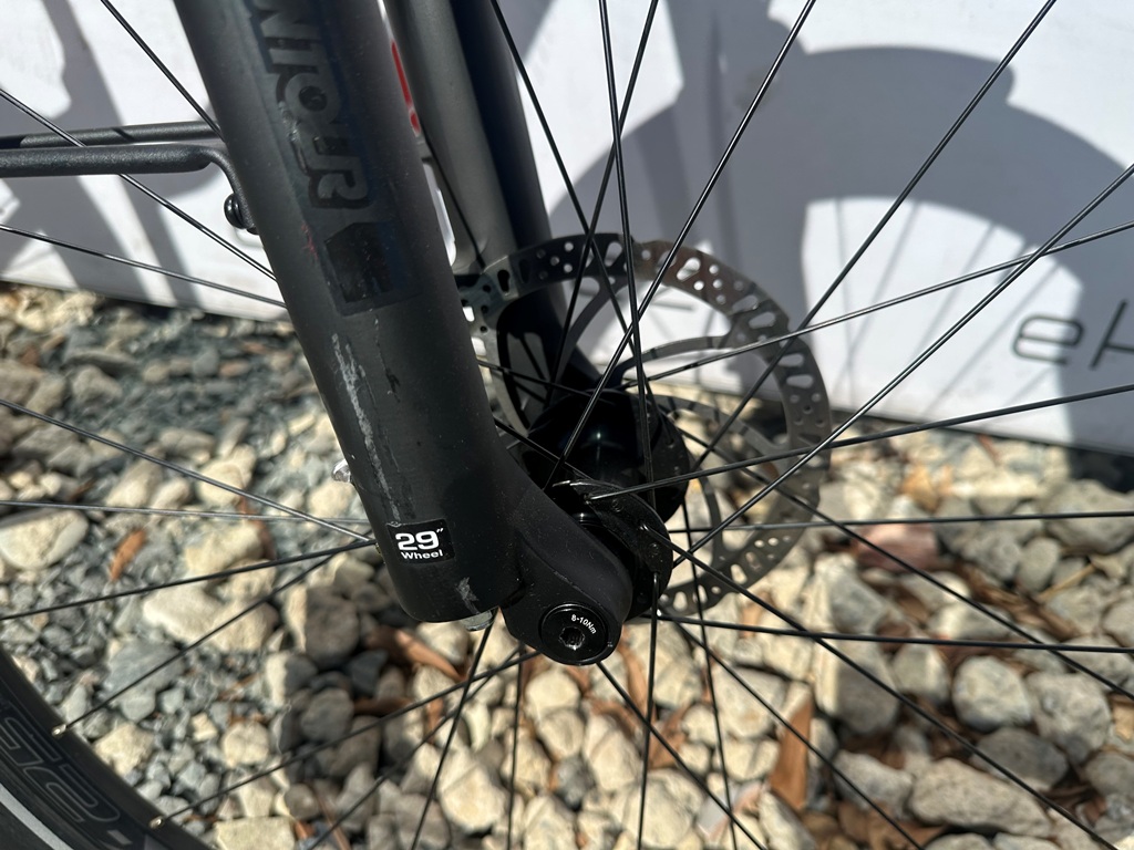 LIV Amity E+2 - BAZAR