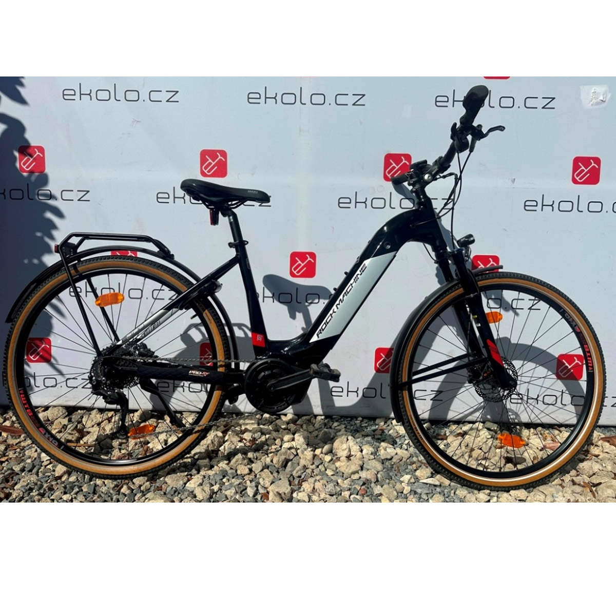 ROCK MACHINE CrossRide INT e400 B touring - BAZAR