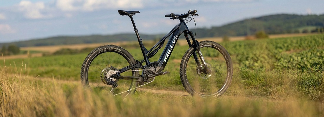 TEST Kellys Theos F100 – Zázračně lehký